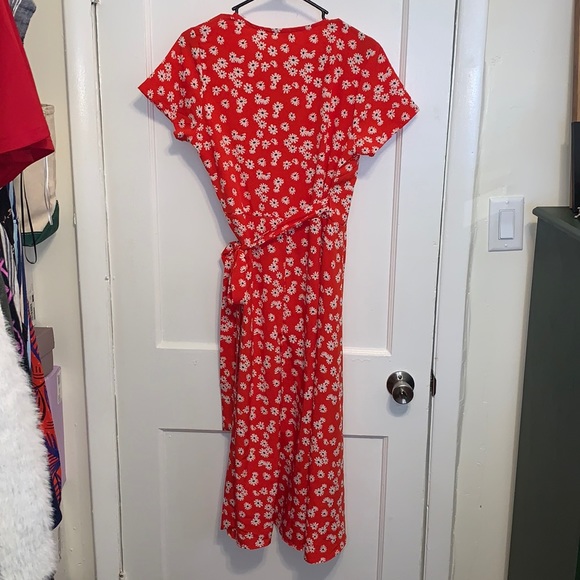 Floral tie wrap dress - Picture 2 of 2